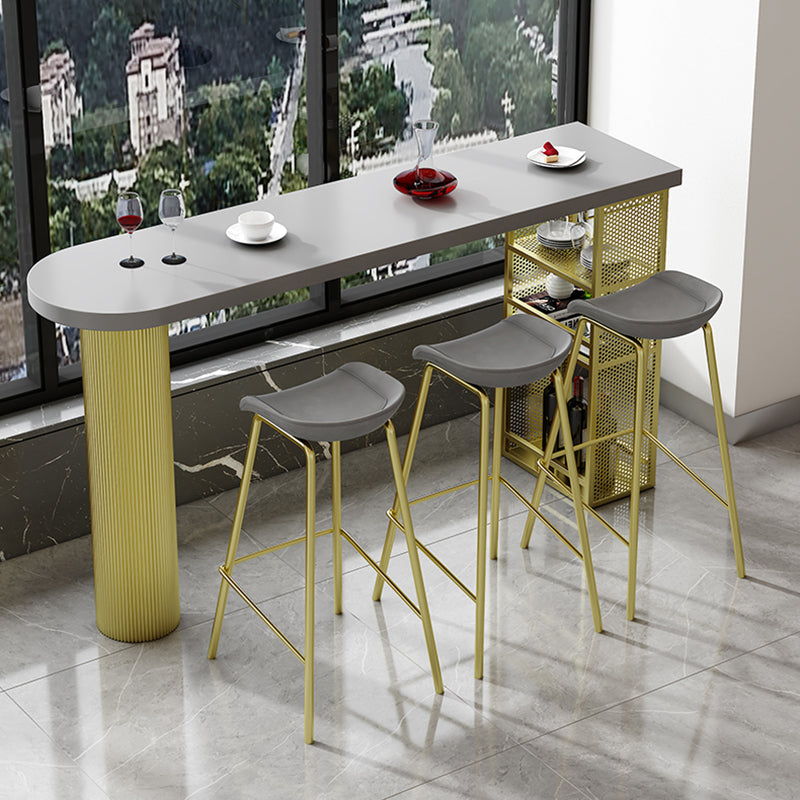 Mesa contemporánea de la barra de madera de pino Forma gratis Mesa de vinos para el patio