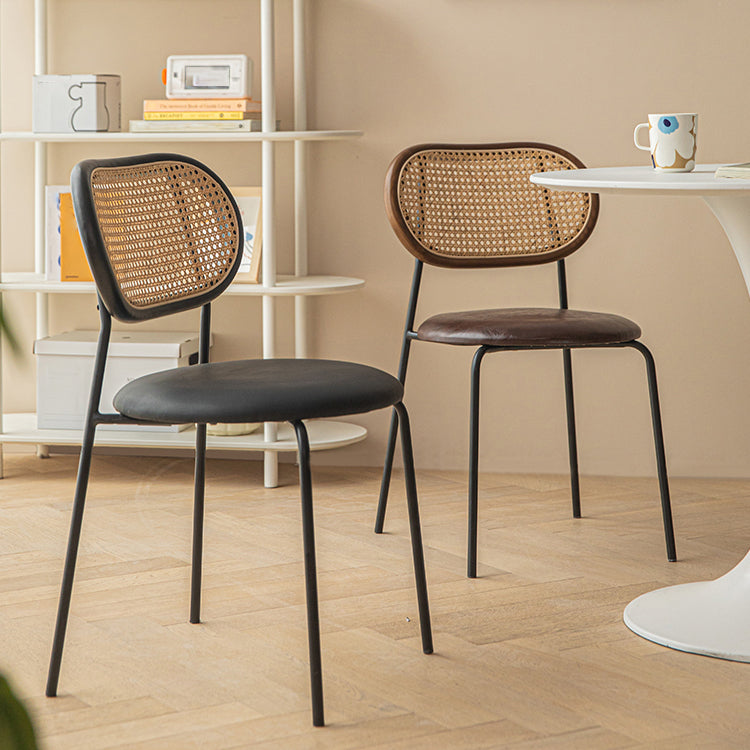 Sillas de comedor de estilo moderno, silla con respaldo abierto lateral sin brazos y patas de metal para cocina