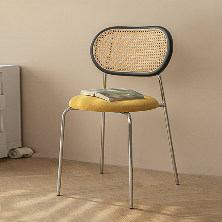 Sillas de comedor de estilo moderno, silla con respaldo abierto lateral sin brazos y patas de metal para cocina
