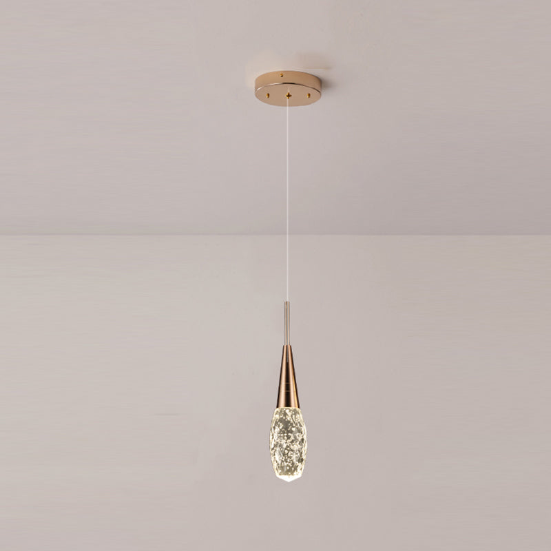 Lumières suspendues de ménage minimaliste