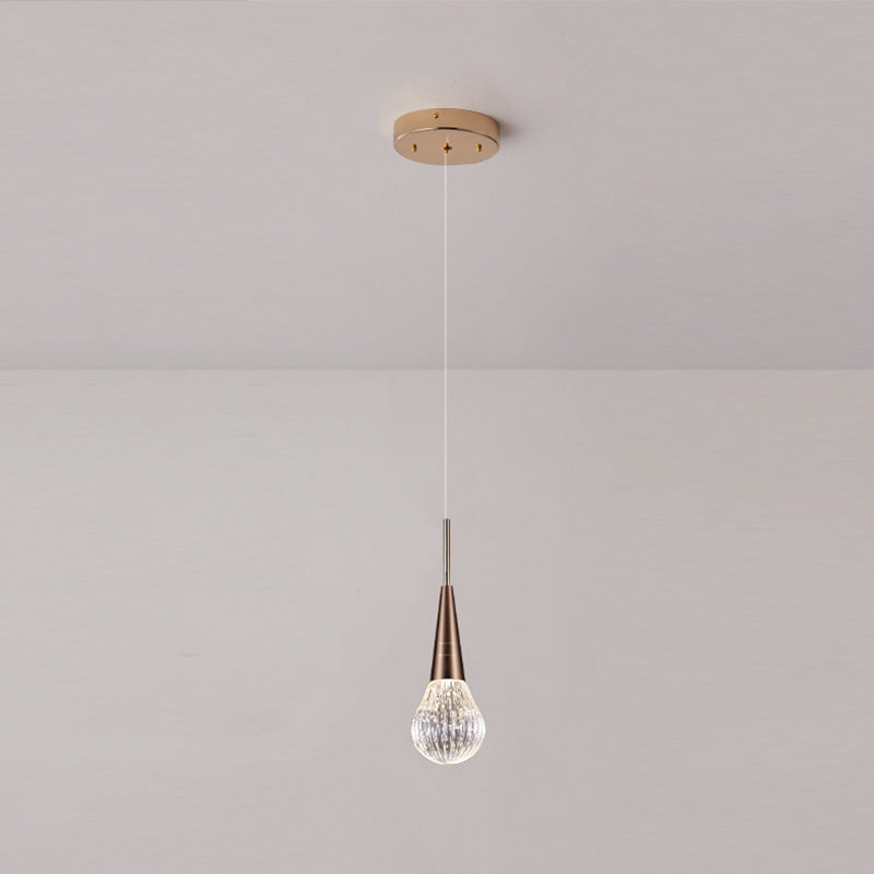 Lumières suspendues de ménage minimaliste