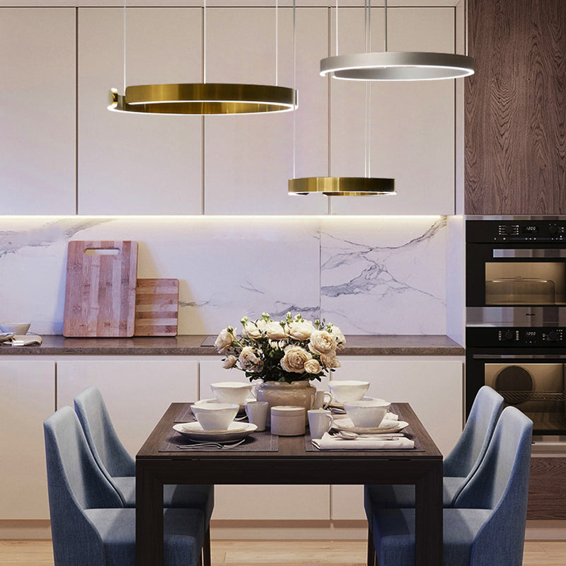 Éclairage de suspension ronde Amélioration de lad hanging LED postmoderne pour salle à manger