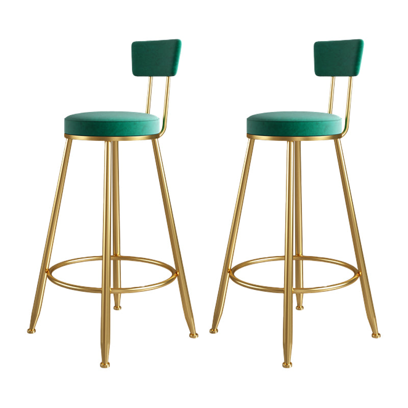 Taburete de bar tapizado de metal Glam, taburete de bar para sala de estar con patas de hierro y respaldo bajo, cojín