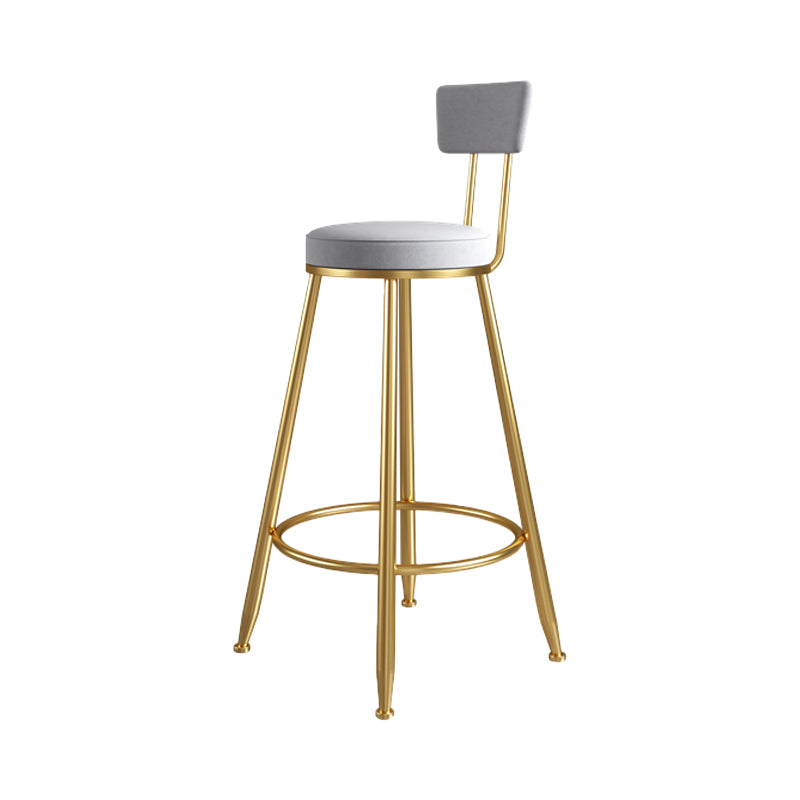 Taburete de bar tapizado de metal Glam, taburete de bar para sala de estar con patas de hierro y respaldo bajo, cojín
