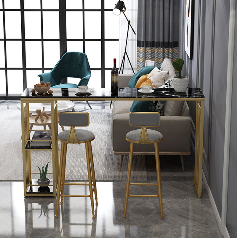 Mesa de barra de pub de piedra de glam rectángulo de oro de oro de hierro de doble pedestal mesa de comedor con 2 estantes