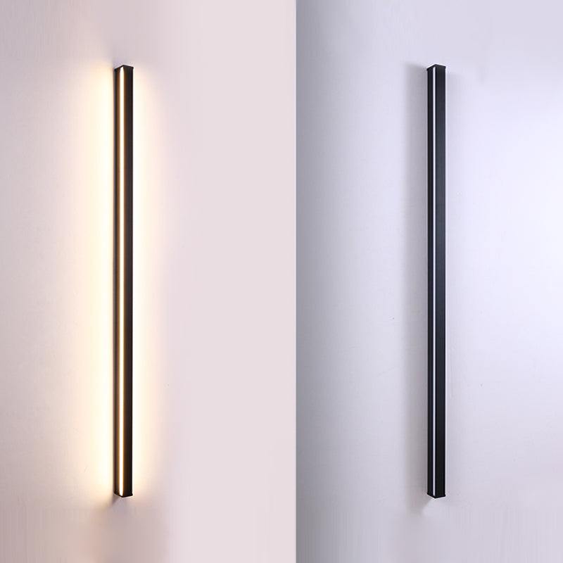 1 Light Linear Shape Wall Light Modern Style Metal Wall Sconce Lighting in Black