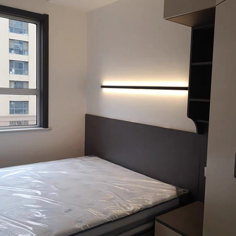 1 Light Linear Shape Wall Light Modern Style Metal Wall Sconce Lighting in Black