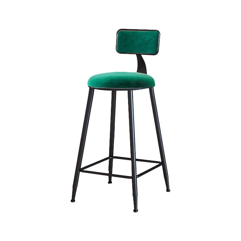Moderner, mit Metall gepolsterter Barhocker Bristol Barhocker mit Eisenbeinen und Kissen