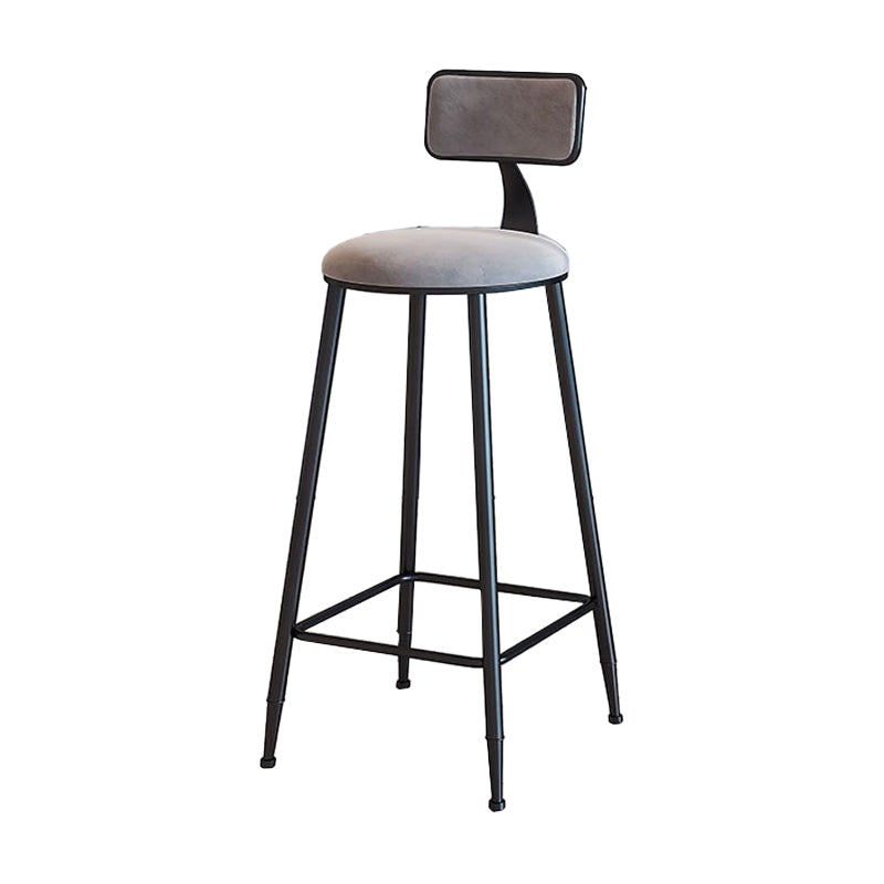 Moderner, mit Metall gepolsterter Barhocker Bristol Barhocker mit Eisenbeinen und Kissen