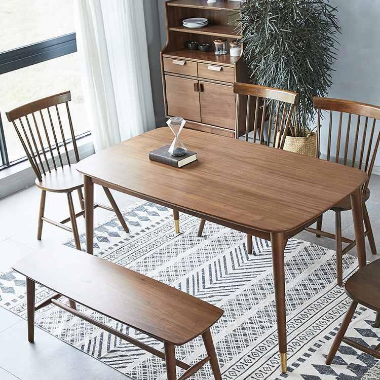 Traditionele luxe rechthoekige eettafel Rubberhouten eettafel met 4 poten