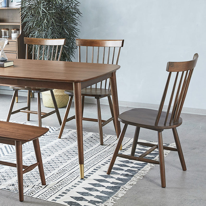 Traditionele luxe rechthoekige eettafel Rubberhouten eettafel met 4 poten