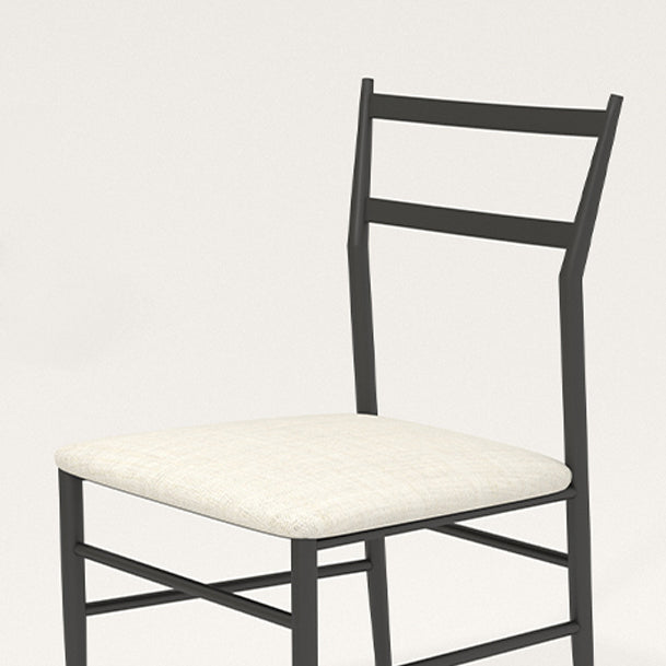 Gestoffeerde armloze eetkamerstoelen ladder achterzijde stoelen met metalen benen