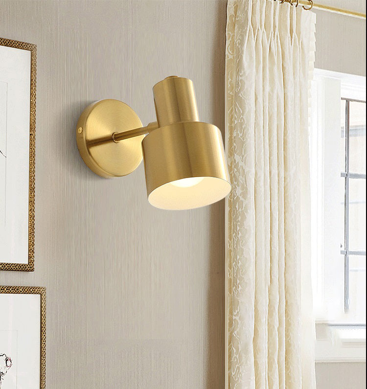 Geometric Metal Mirror Wall Lighting Modern Single Light Wall Mounted Lighting in Brass