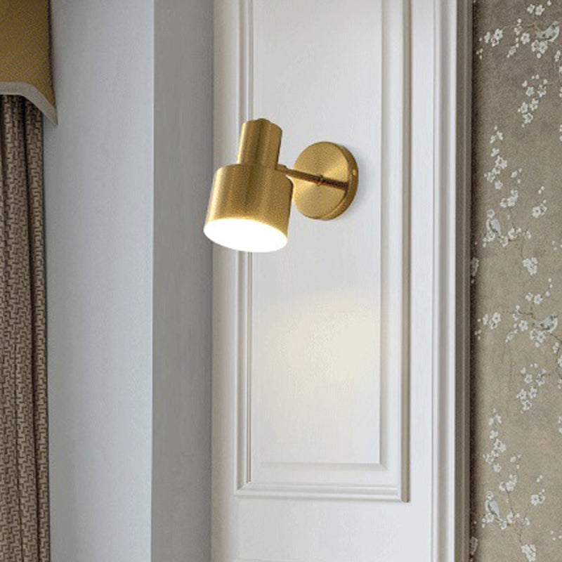 Geometric Metal Mirror Wall Lighting Modern Single Light Wall Mounted Lighting in Brass