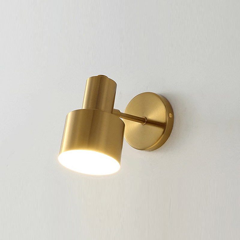 Geometric Metal Mirror Wall Lighting Modern Single Light Wall Mounted Lighting in Brass