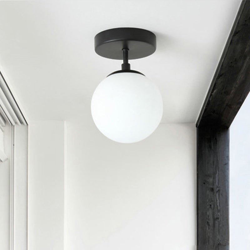 1 lampadina in ottone/finitura nera vicino alla luce del soffitto con vetro smerigliato Globe Shade Minimalista Semi-Flushmount Light
