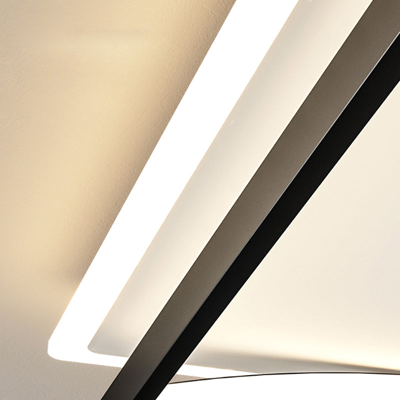 Iluminación de montaje empotrado Simplicity con luces de techo LED empotradas con pantalla acrílica