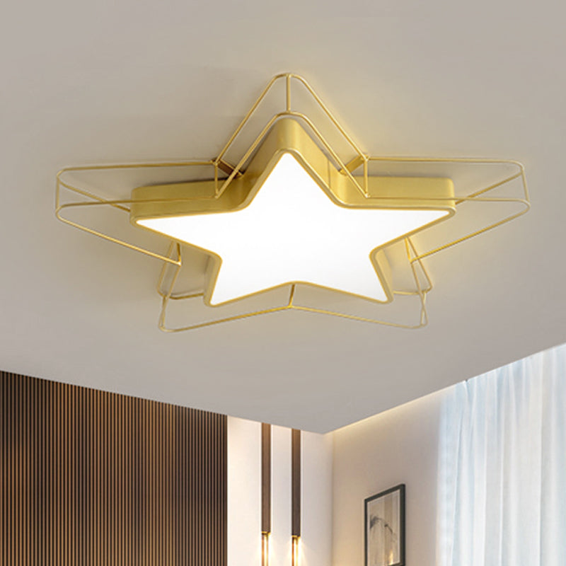 24.5 "/28" Wide Five-Spitze Star Flush Mount Ceiling Light Nordic Metal Schwarz/Gold Integrierte LED Deckenbefestigung für Schlafzimmer