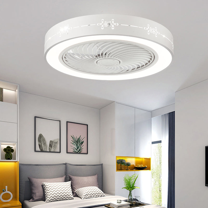 Lampada a ventola del soffitto in metallo nordico a filo arrotondato con lama di ventola di plastica