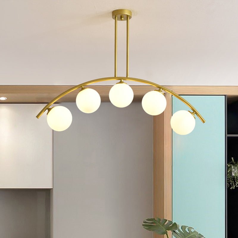 Pendente dell'isola postmoderno 3/5/7 light con luce piena di soffitto curvy in oro per ombra chiara/bianca per cucina