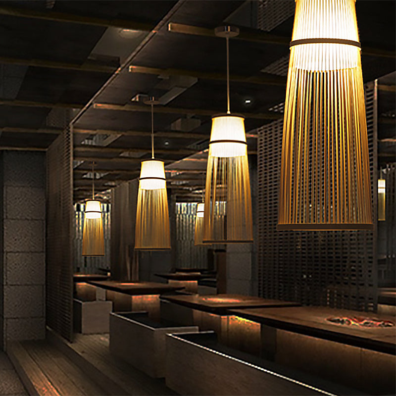Éclairage pendentif en bambou à main
