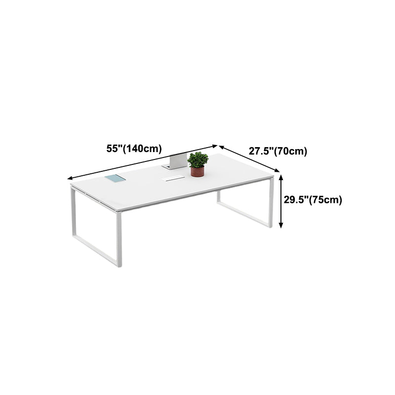 Mesa de comedor rectangular contemporánea de madera maciza, mesa interior blanca con base de trineo
