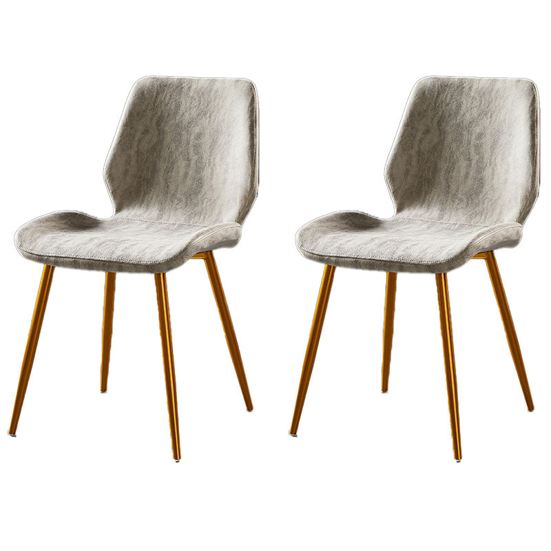 Chaise de salle à manger de style moderne chaise latéral sans bras avec des jambes en métal pour la cuisine