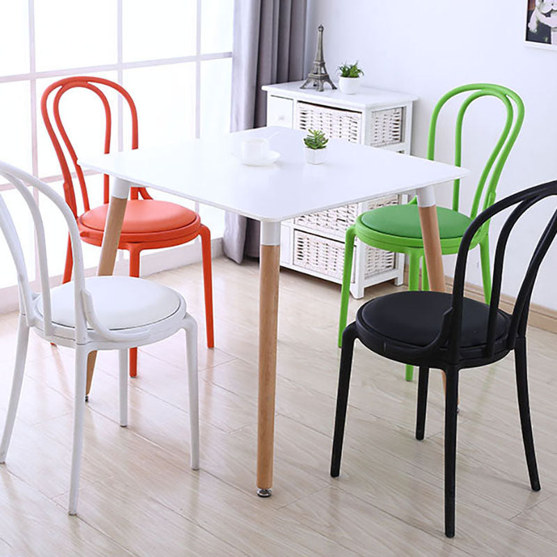 Silla trasera Windsor contemporánea, silla sin brazos de comedor de plástico para el hogar