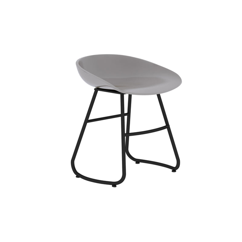 Simple Iron Low Back Barstool Nordic Indoor Tall Stool with Bucket Seat