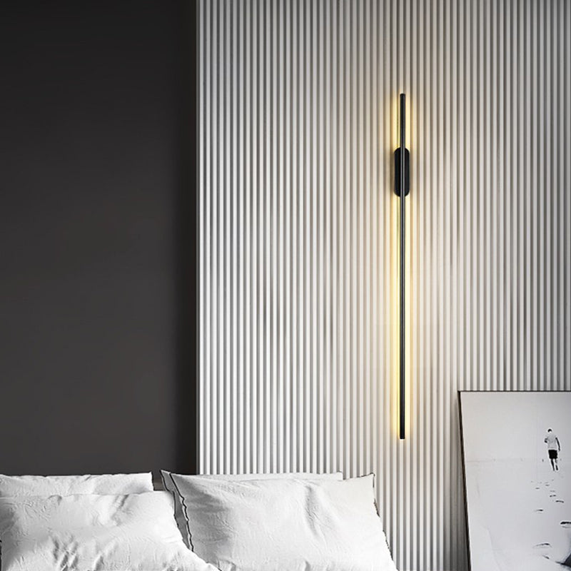 Éclairage mural en métal linéaire