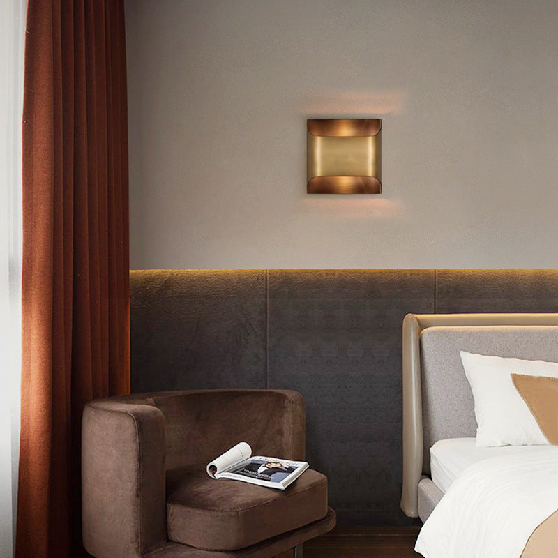Moderner Stil Geometrischer Wandmontaglampe Metall 1 Lichtwandbeleuchtungsideen im goldenen Finish