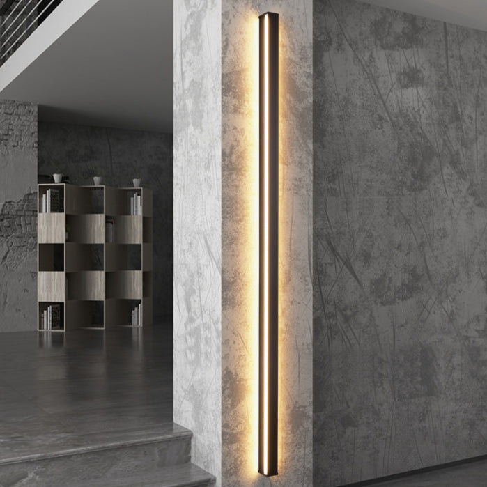 1 Light Linear Shape Wall Lighting Modern Style Metal Wall Light Sconce in Black