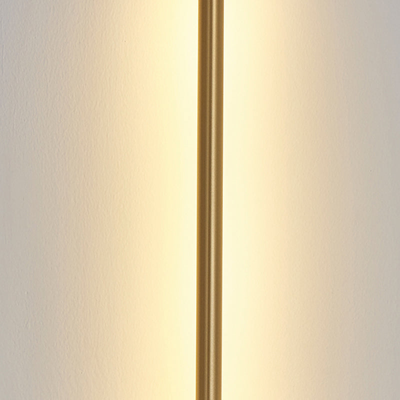 Nordic Gold Wall Light Straight Shape LED Wall Sconce with Brass for Living Room