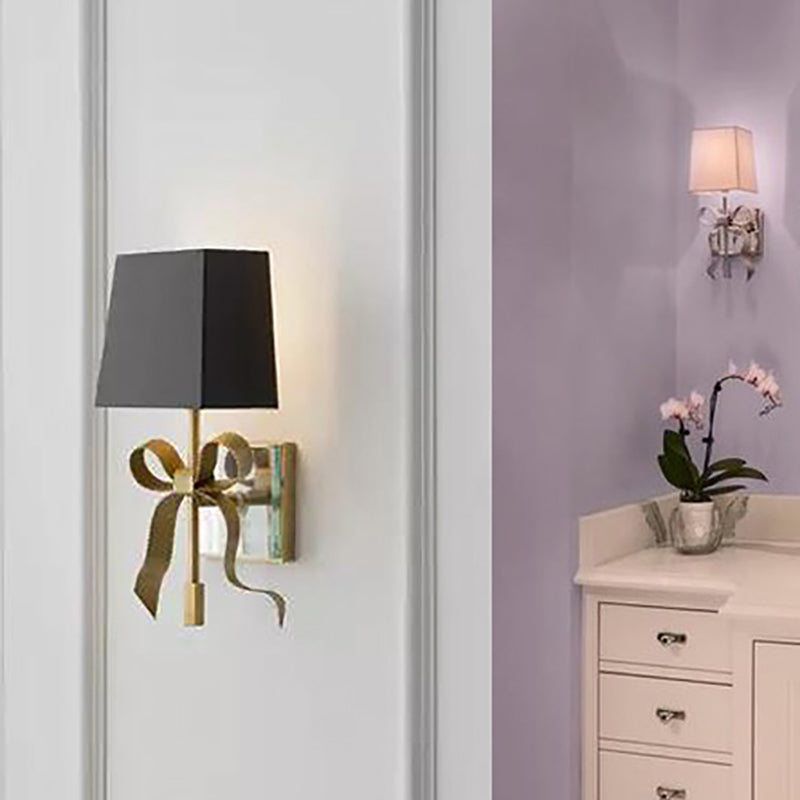 Mur de laiton moderne Light Bow-not-Shape Wall Sconce avec toile de jute naturelle pour le salon