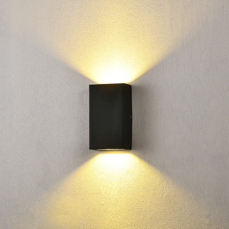 Mur de l'aluminium moderne clair cuboïde 2 lumières Walleur mural en noir pour l'extérieur