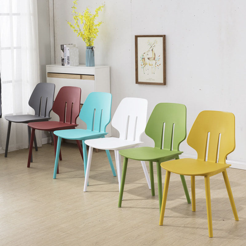 Silla lateral de comedor con respaldo abierto contemporáneo, sillas sin brazos de comedor de plástico para uso doméstico