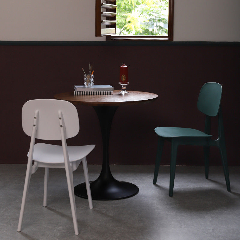 Sedia da pranzo moderna per interno-esterno.
