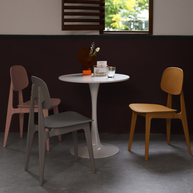 Sedia da pranzo moderna per interno-esterno.