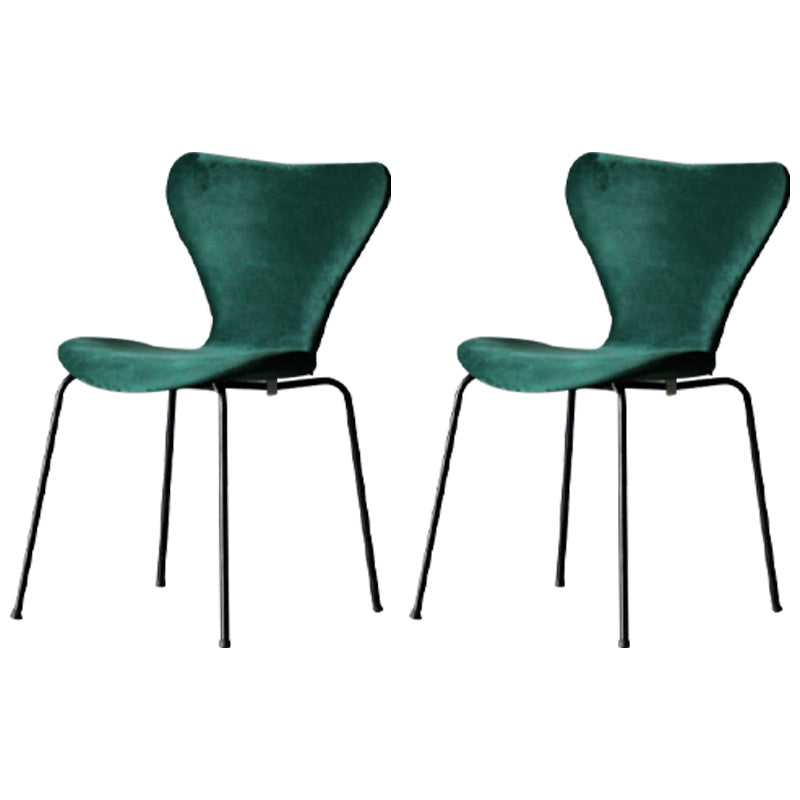 Silla lateral de terciopelo escandinavo para restaurante, silla de comedor con respaldo lateral y acabado mate