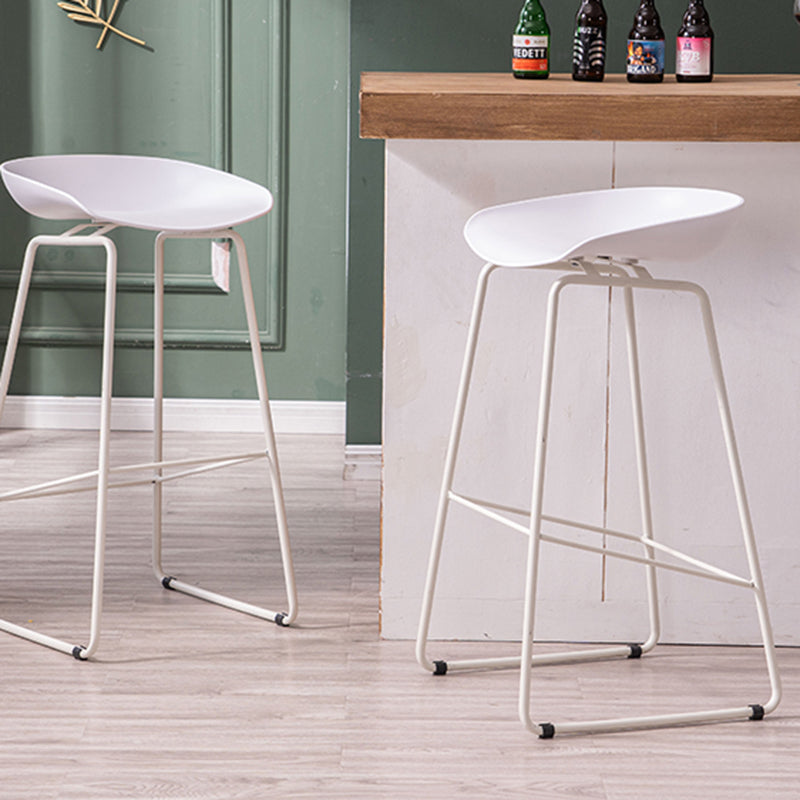 Scandinavian Style Bar-stool with Bucket Seat Counter Stool for Kitchen Bar