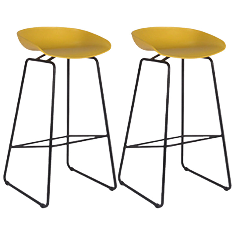 Scandinavian Style Bar-stool with Bucket Seat Counter Stool for Kitchen Bar