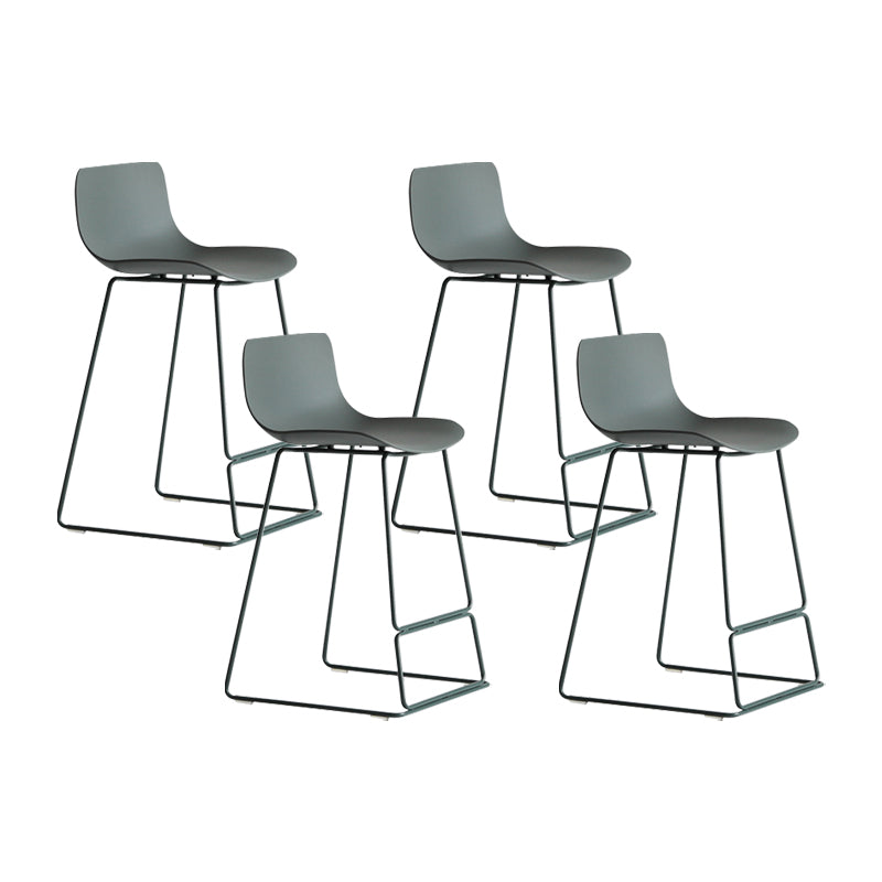 Modern Metal Plastic Bar Stools Indoor Barstool with Iron Legs and Low Back
