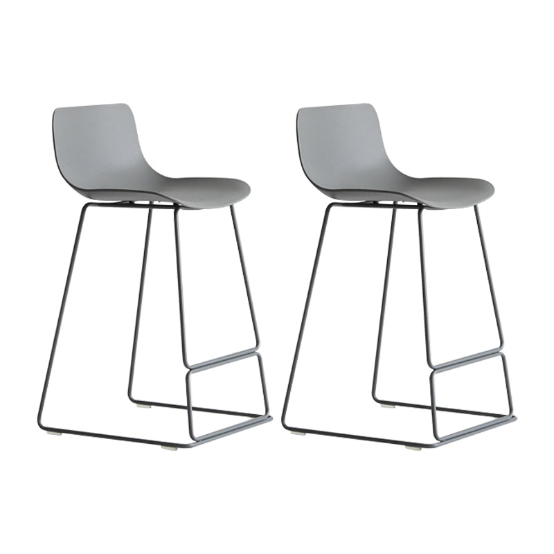 Modern Metal Plastic Bar Stools Indoor Barstool with Iron Legs and Low Back