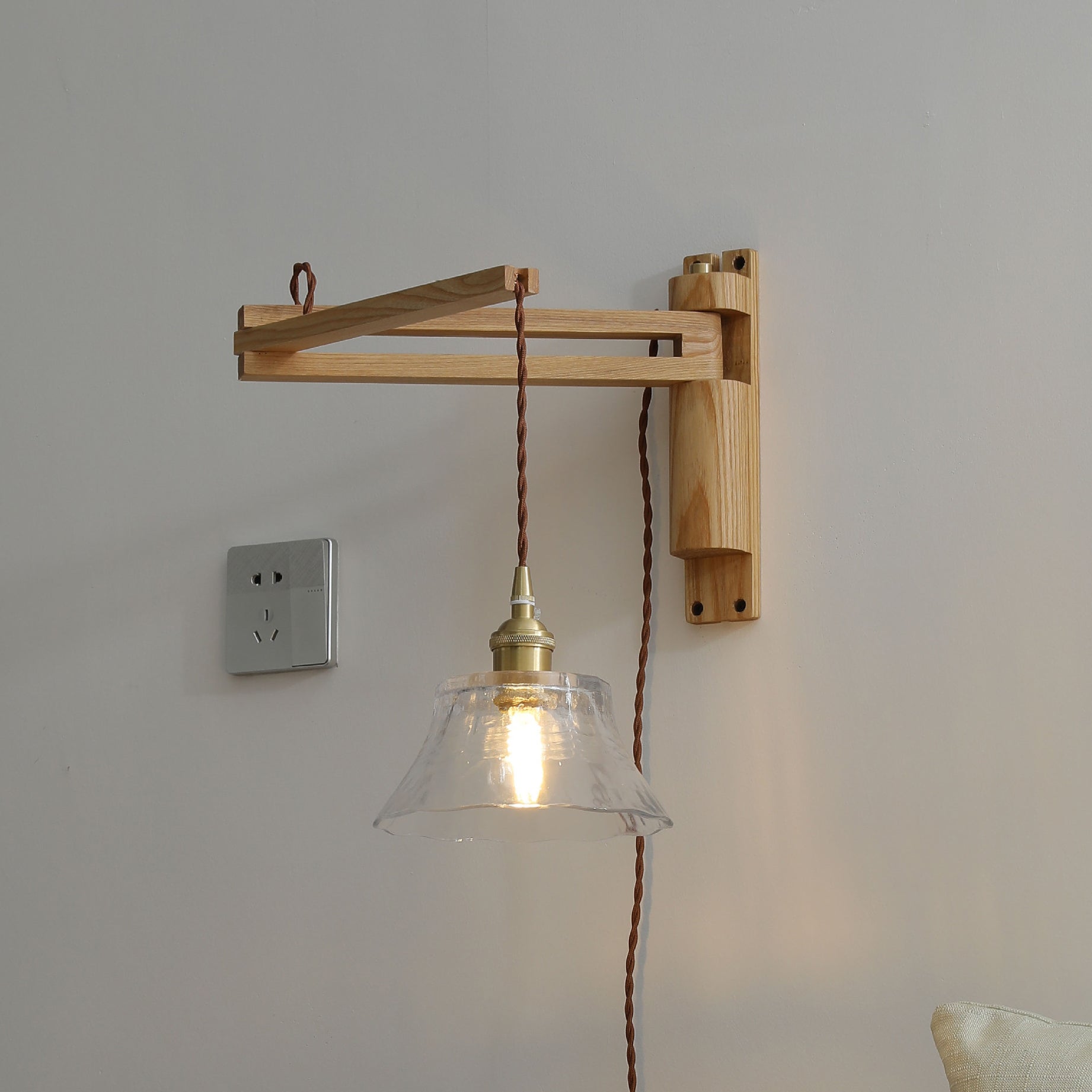 Moderner Stil ausgestatteter Wandmontaglampe Holz 1 Leichte Wandbeleuchtung für Schlafzimmer Wohnzimmer