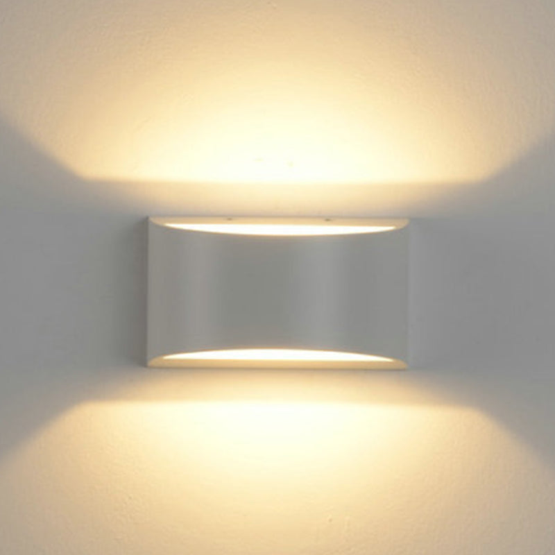 Halbzylinderform Wandbeleuchtung moderner Stil 2 Lichter Metallwand in Weiß montiert