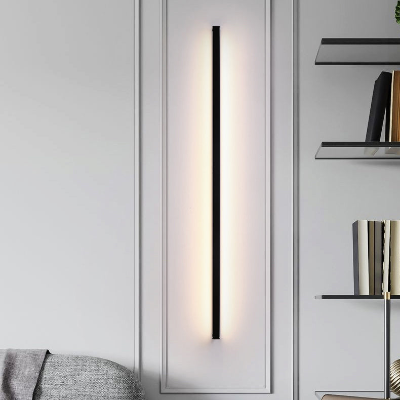 Lineare Form Metallwandbeleuchtung moderner Stil 1-Licht-Wandleuchte in Schwarz