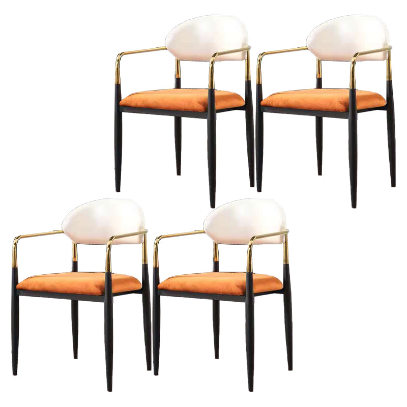 Silla de comedor tapizada contemporánea con respaldo abierto y acabado mate