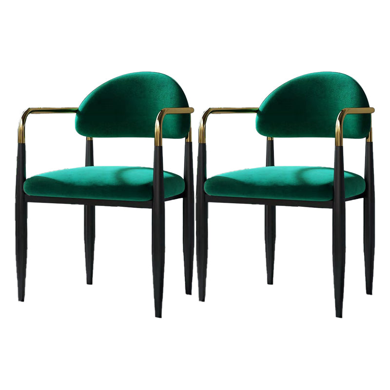 Silla de comedor tapizada contemporánea con respaldo abierto y acabado mate