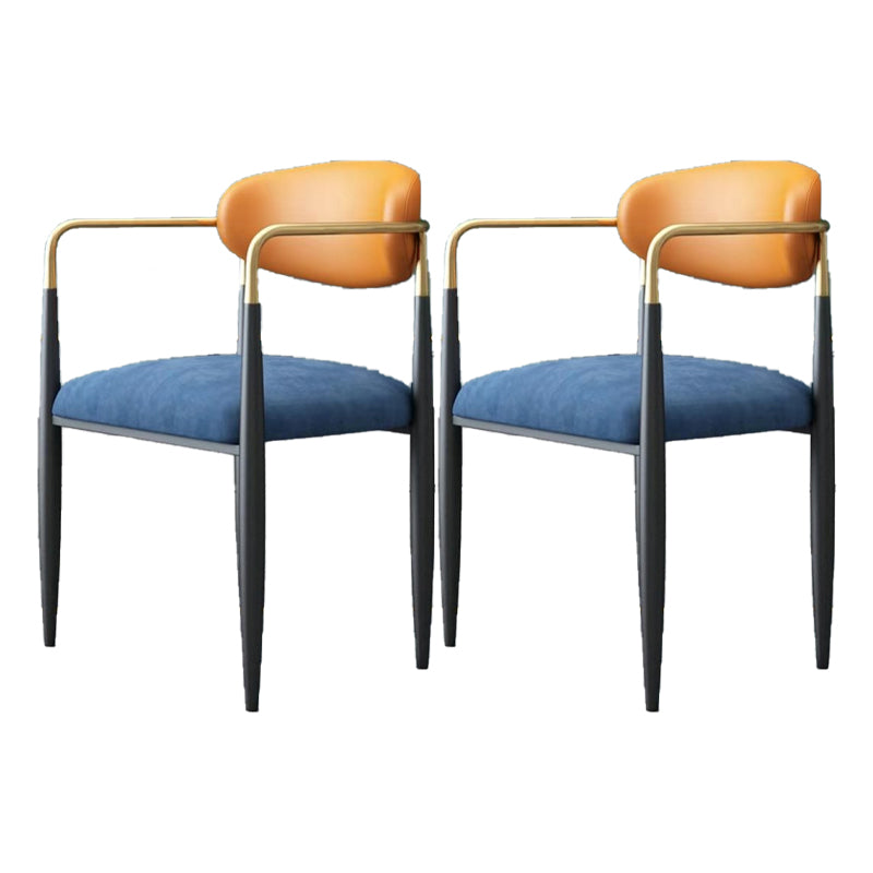 Silla de comedor tapizada contemporánea con respaldo abierto y acabado mate