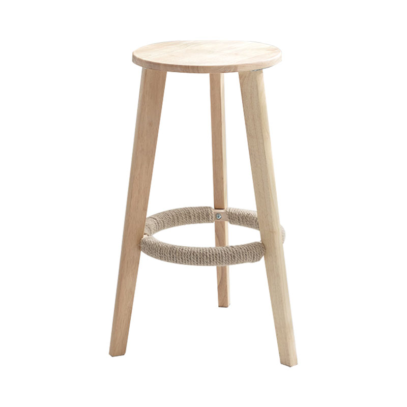 Taburete de bar simple apilable industrial de madera de caucho, taburete alto para interiores con asiento redondo
